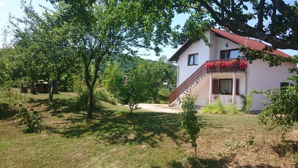 Apartment Manda Раковица Екстериор снимка