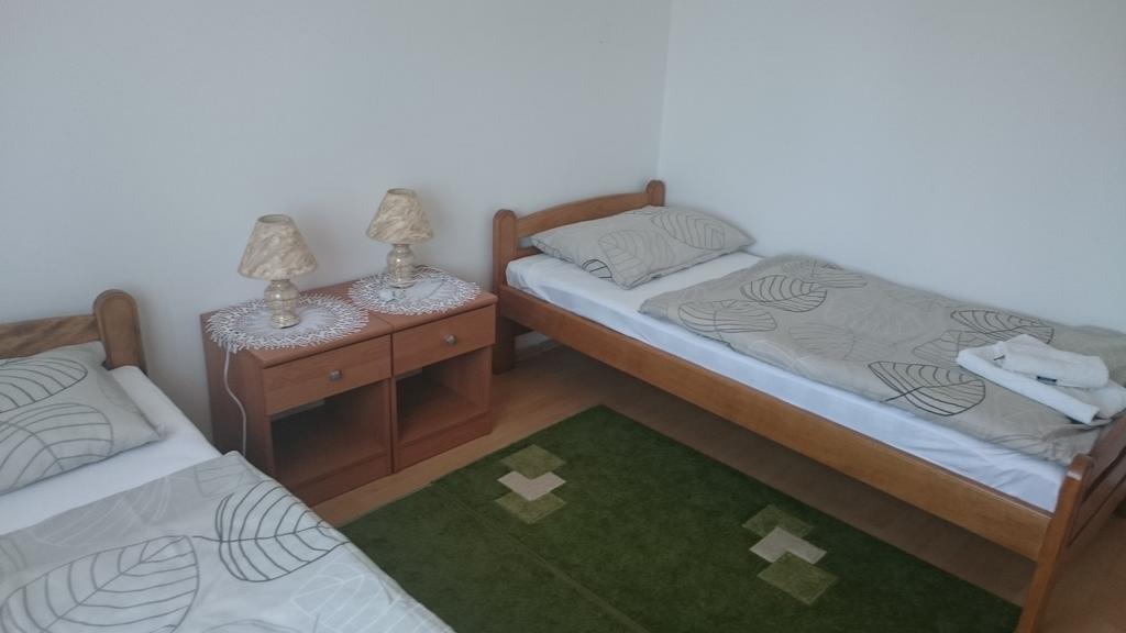 Apartment Manda Раковица Екстериор снимка