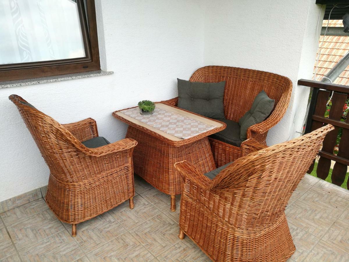 Apartment Manda Раковица Екстериор снимка