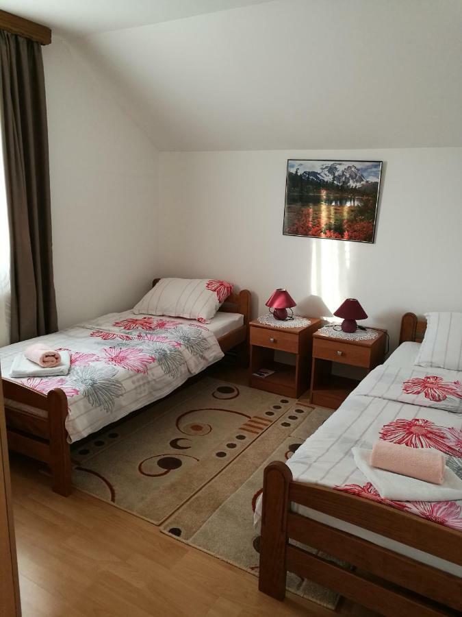 Apartment Manda Раковица Екстериор снимка